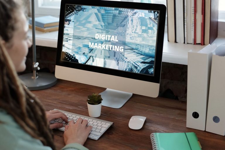digital marketing business 9IXwTz