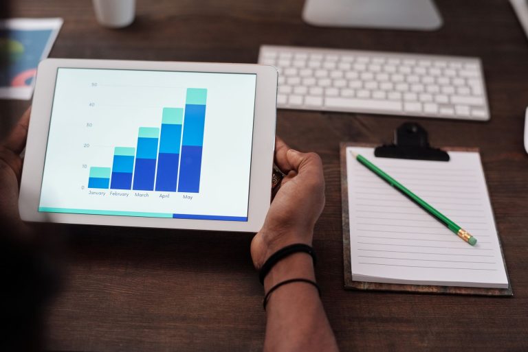 seo analytics data dRkgrd